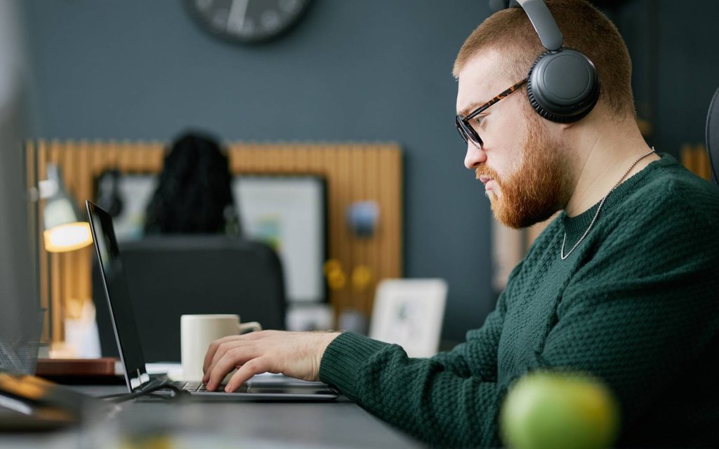 Onsite IT support and technical assistance for business users
